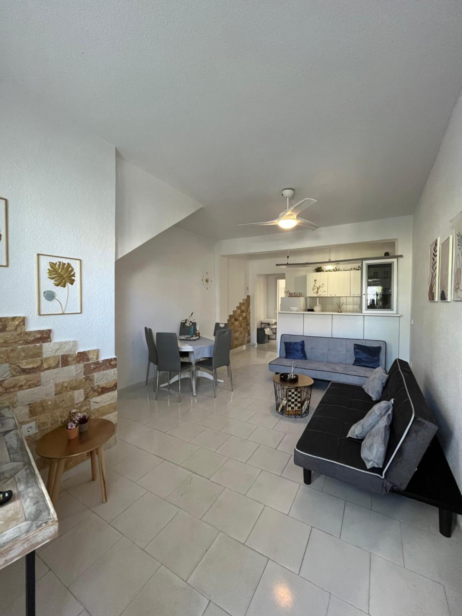 Apartment Sweet *